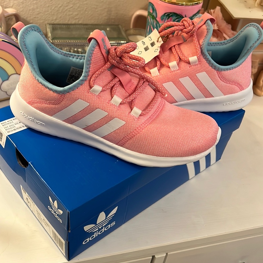 Nwt pink and blue adidas sneakers